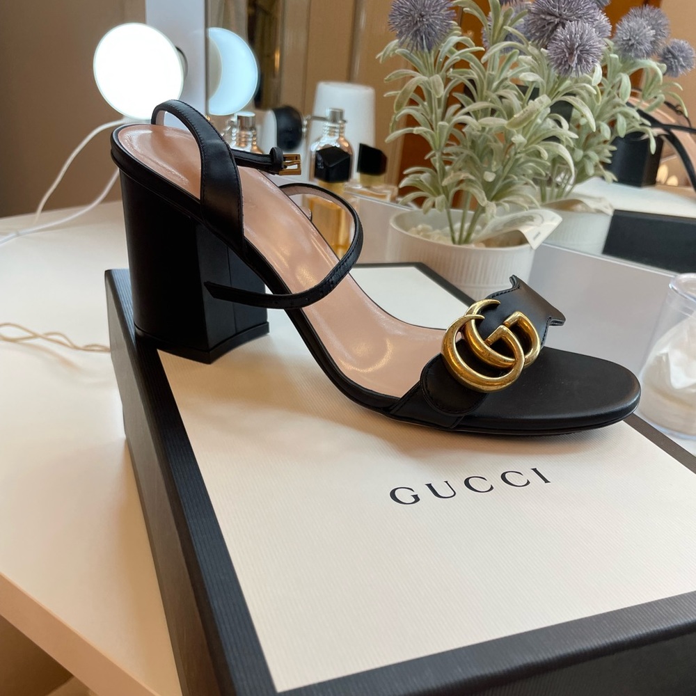 🚫SOLD🚫 GG Marmont Gucci block heels.